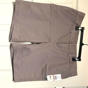 Tommy Hilfiger, Steeple Grey shorts, size 12